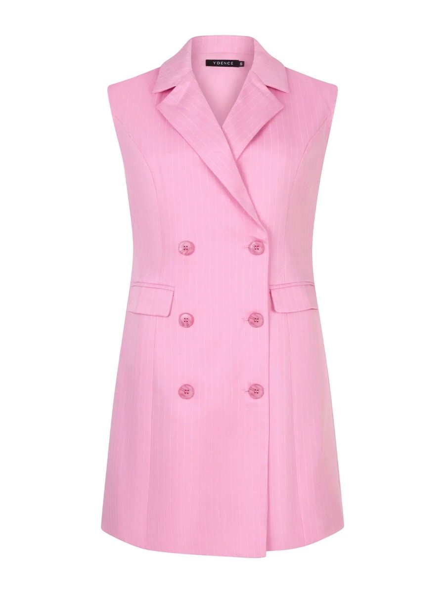 Roze mouwloze blazerdress van Ydence met double-breasted knopen en reverskraag – stijlvolle zomerjurk in pastelroze.