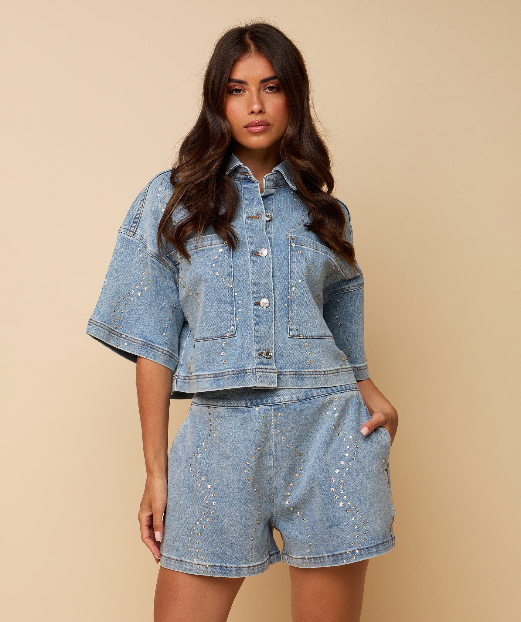 Co-Ord Sets in Licht taupe, blazer en korte broek (short) met oversized