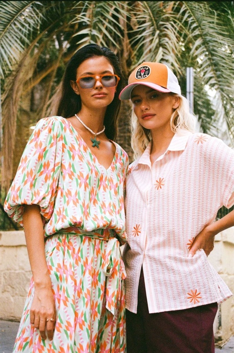 Moederdag in zeer licht mintgroen, blouse en rok set met a-lijn