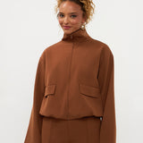 Jasje in camel | Ydence Davis | Jo&Co Club