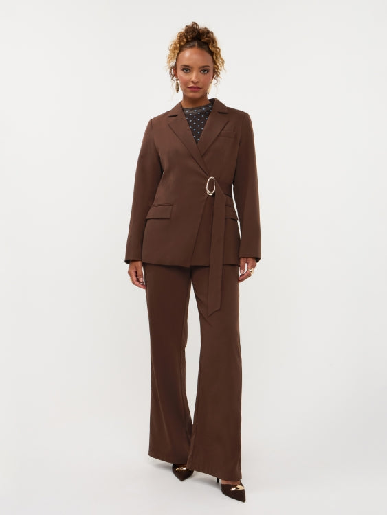 Top in bruin | Ydence Bailey | Jo&Co Club