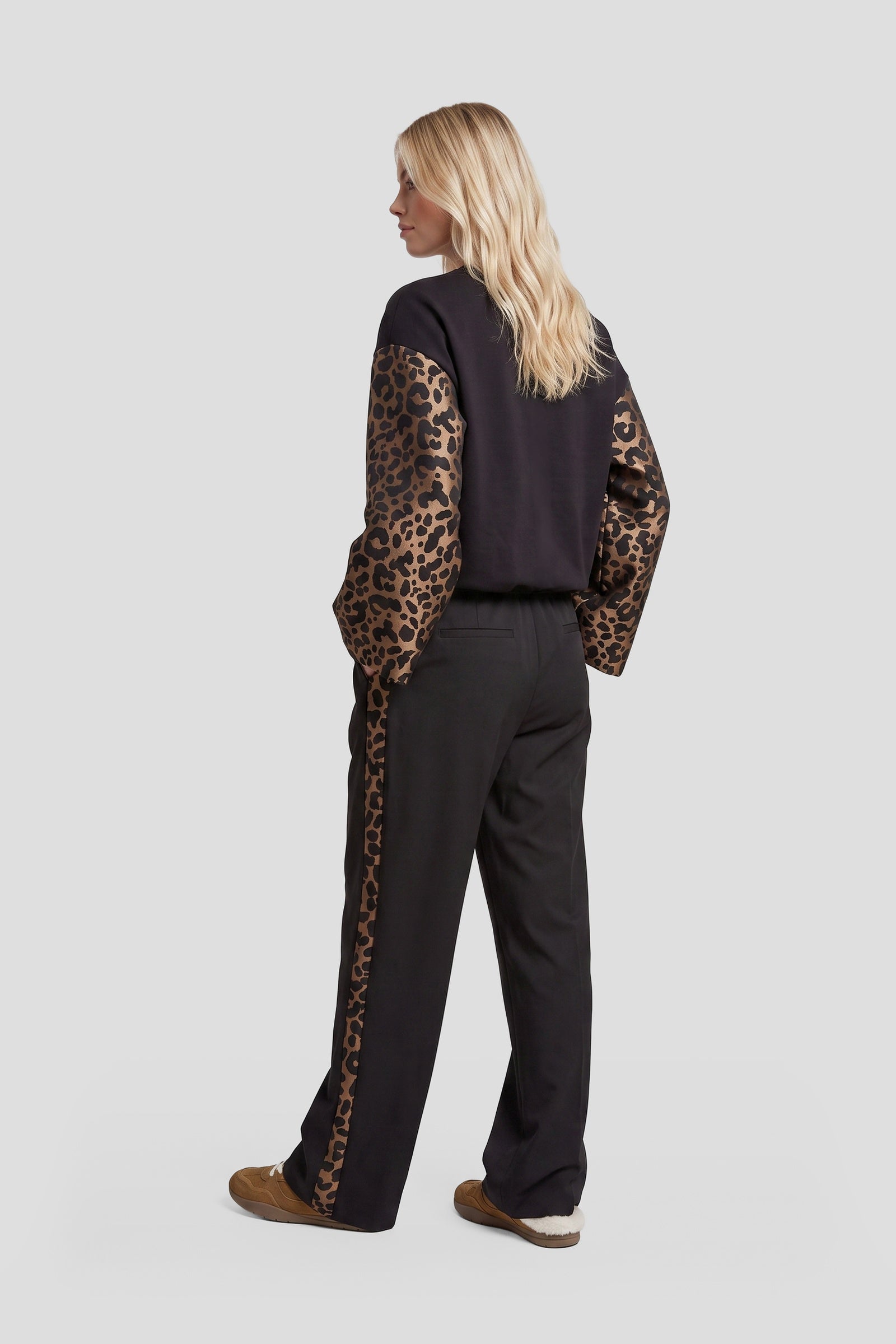 Fluresk Imani pants in black/light camel | Jo&Co Club