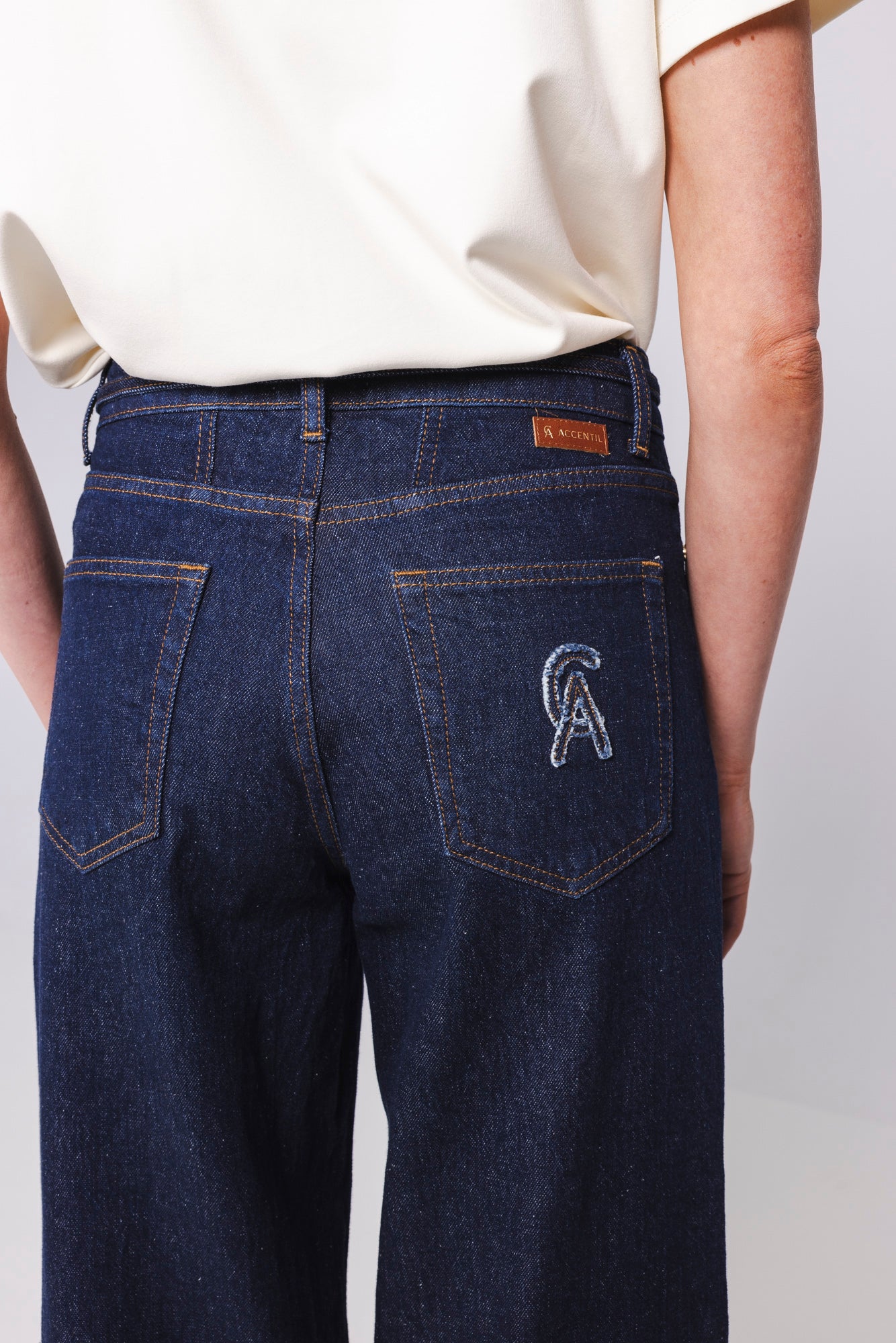 Accentil Kalina jeans in denim | Jo&Co Club