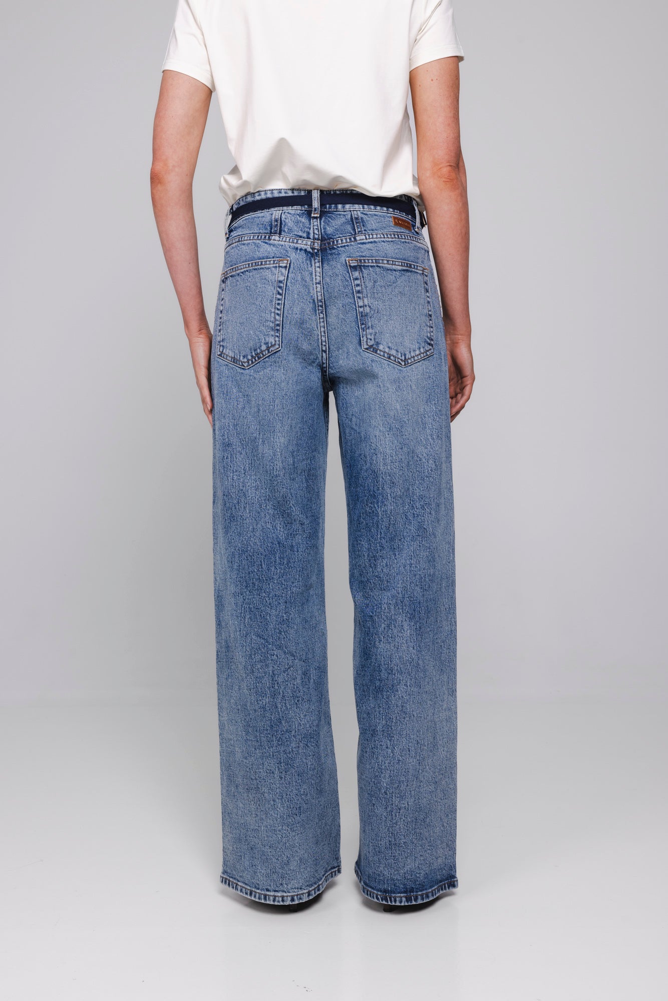 Accentil Hana jeans in denim | Jo&Co Club