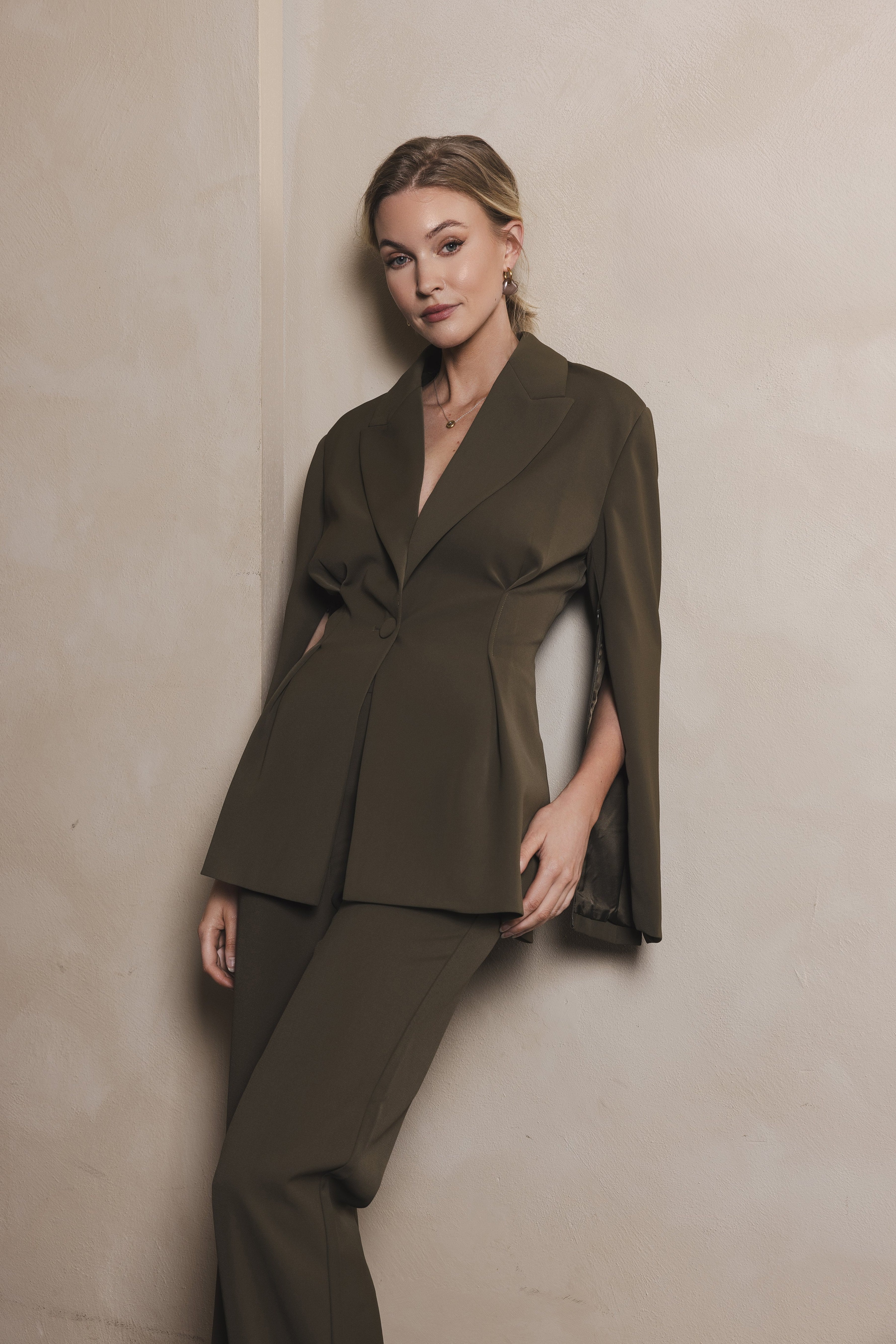 Accentil Samira blazer in moss green | Jo&Co Club