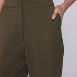 Accentil Nora pants in moss green | Jo&Co Club