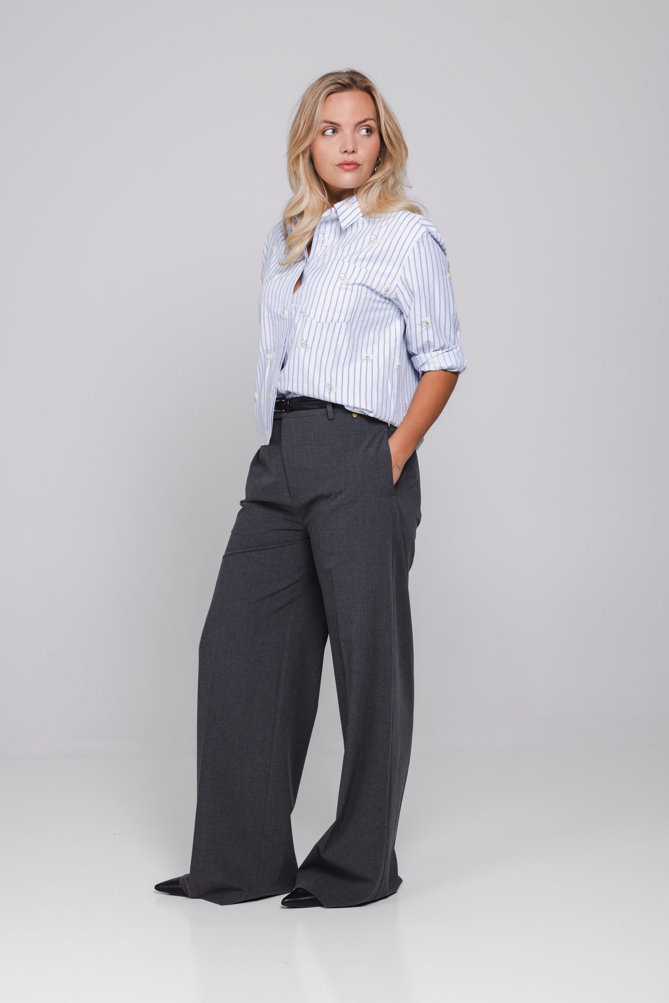 Accentil Nika pants in lizard grey | Jo&Co Club