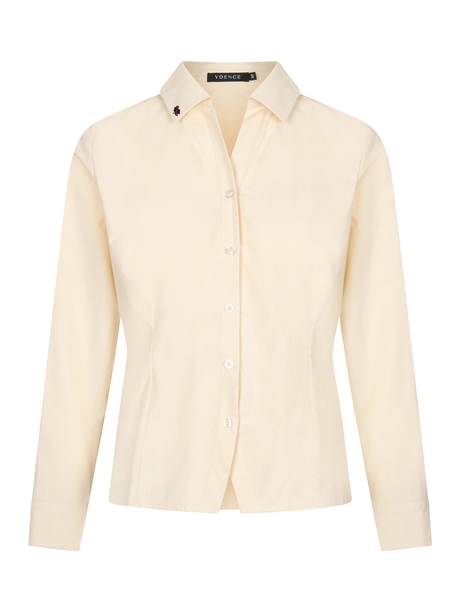 Vrijstaande productfoto van een blouse in ecru op een witte achtergrond | Ydence Vinny | Jo&Co Club