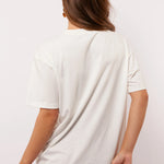 Achteraanzicht van het witte Fluresk Miranda T-shirt zonder print.