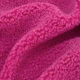 Close up foto van het puck gulet van ydence met teddy stof.