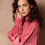 Luvi - Mini Bow Neck Coral | Jo&Co Club
