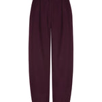 Vrijstaande productfoto van een broek in aubergine op een witte achtergrond | Ydence Blythe | Jo&Co Club
