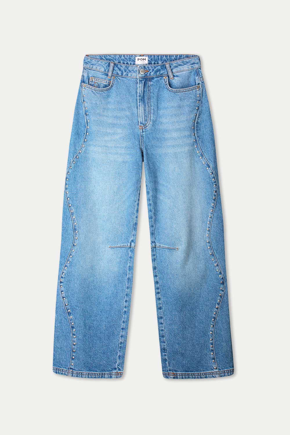 Productfoto van de wijde jeans plat gefotografeerd, met used wassing.