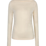 Een vrijstaande productfoto van een crèmekleurige, aansluitende top | Lofty Manner Ilen - Draped Neck Basic | Jo&Co Club