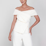 Accentil Tessa top | Off-white in Gebroken wit, twee-delige outfit: een top en een pantalon met getailleerd