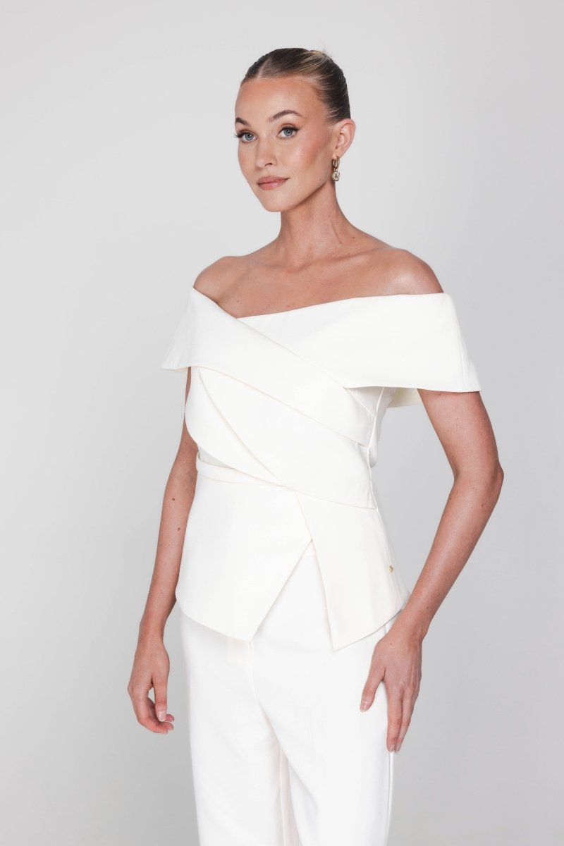 Accentil Tessa top | Off-white in Gebroken wit, getailleerd