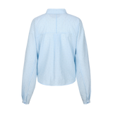 Lichtblauwe katoenen blouse met fijne ruit, productfoto achterzijde | Fluresk Benja blouse | Jo&Co Club