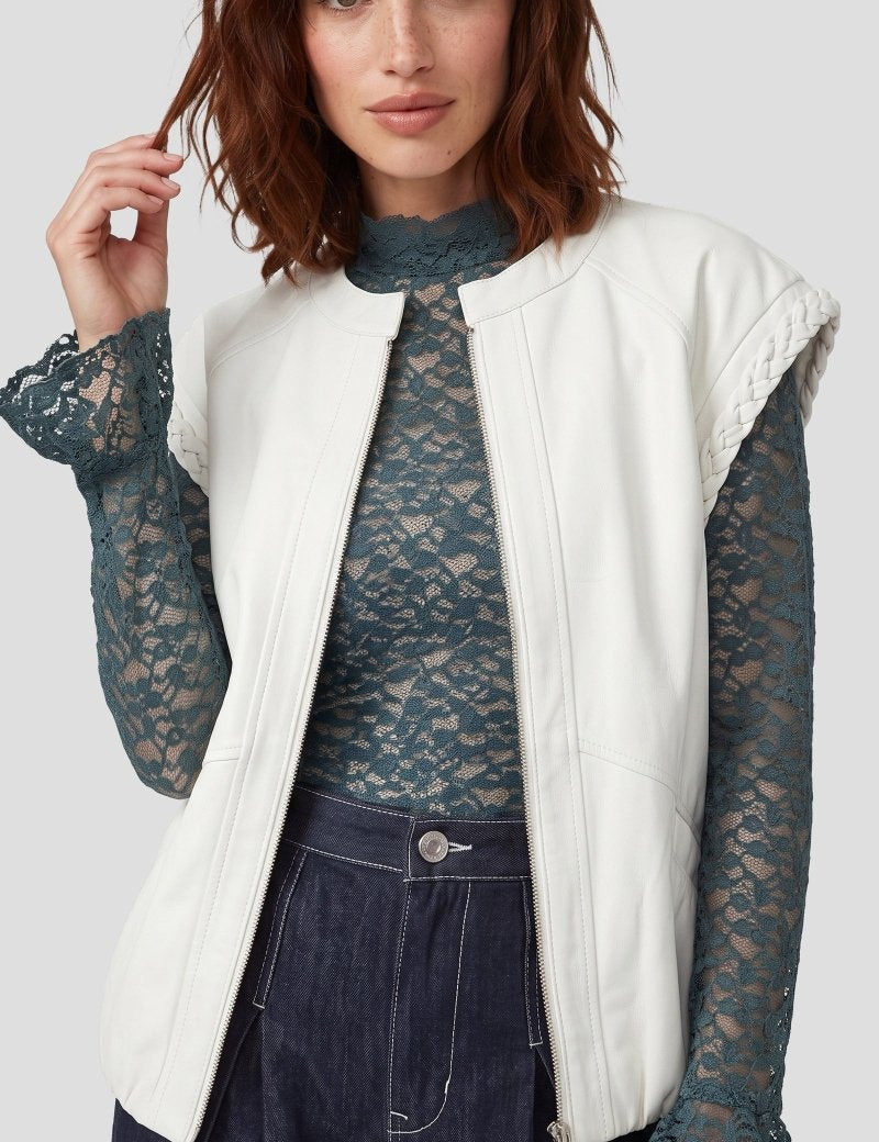 Fluresk Fauve gilet in wood ash | Jo&Co Club