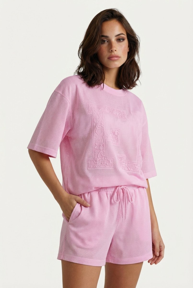Tweedelige set roze – mesh T-shirt en short met reliëf | Jo&Co Club