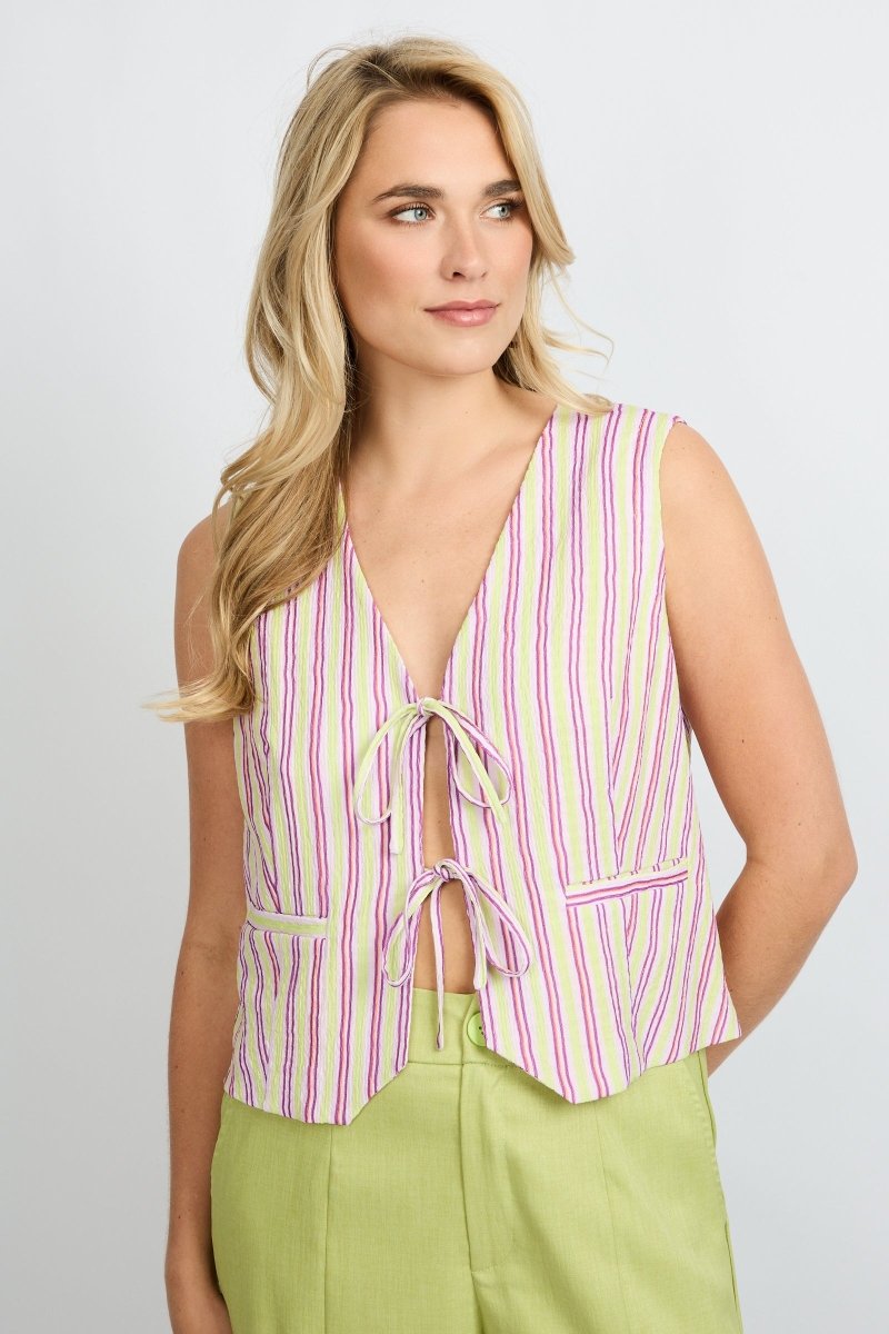 Fluresk Gilet Beatriz in groen/paars gestreept – mouwloze top met strikjes aan de voorkant | Jo&Co Club