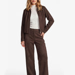 Donkerbruin suedine jack met rits, vooraanzicht | Fluresk Ginny jacket | Jo&Co Club