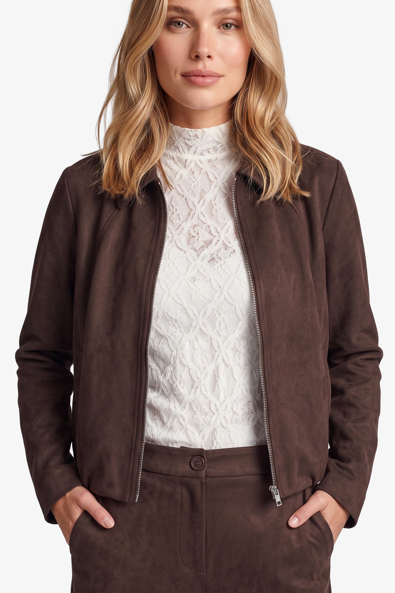 Donkerbruin suedine jack met rits, detailfoto | Fluresk Ginny jacket | Jo&Co Club