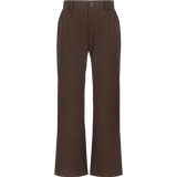 Bruine pantalon met rechte pijpen en persplooi, productfoto | Fluresk Javi pants | Jo&Co Club