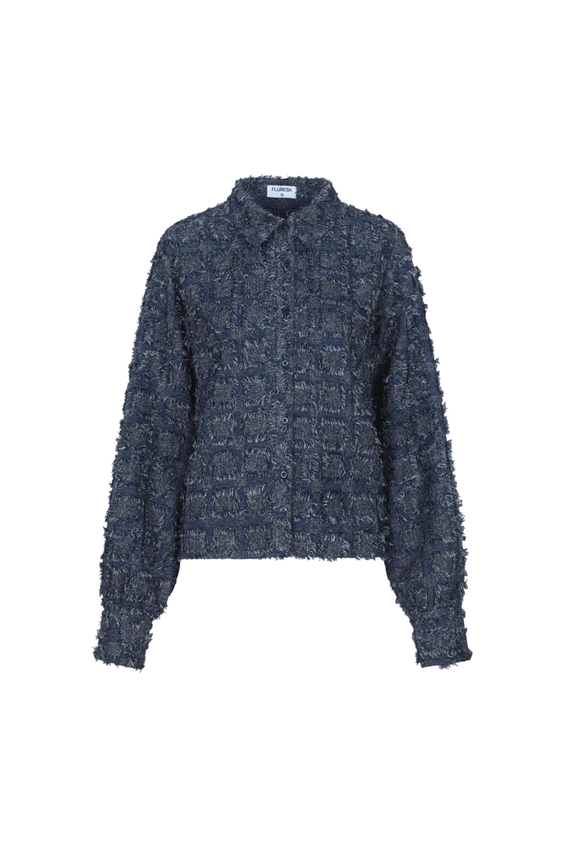 Donkerblauwe blouse met franjestructuur, productfoto | Fluresk Kris blouse | Jo&Co Club