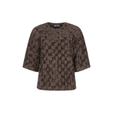 Bruine top met reliefstructuur en halflange mouwen, productfoto | Fluresk Liosa top | Jo&Co Club