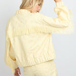 Fluresk Marena Jacket | Vanilla in Zacht pastelgeel, set bestaande uit een jasje en een korte broek