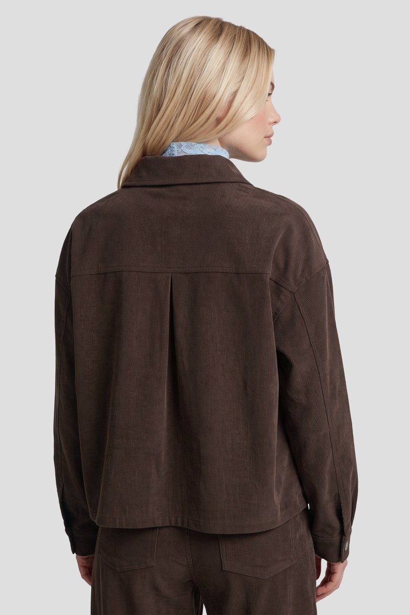 Achterkant ribcord overshirt Fluresk Solene – plooi in de rug en manchetten | Jo&Co Club