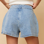 HEYB Club Gia Shorts lichtblauw – A-lijn denim short met hoge taille en rits aan de achterkant | Jo&Co Club