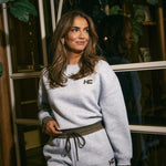 Campagnebeeld HEYB Club FW26: joggingbroek HEYB Club Celine met bijpassende sweater | Jo&Co Club