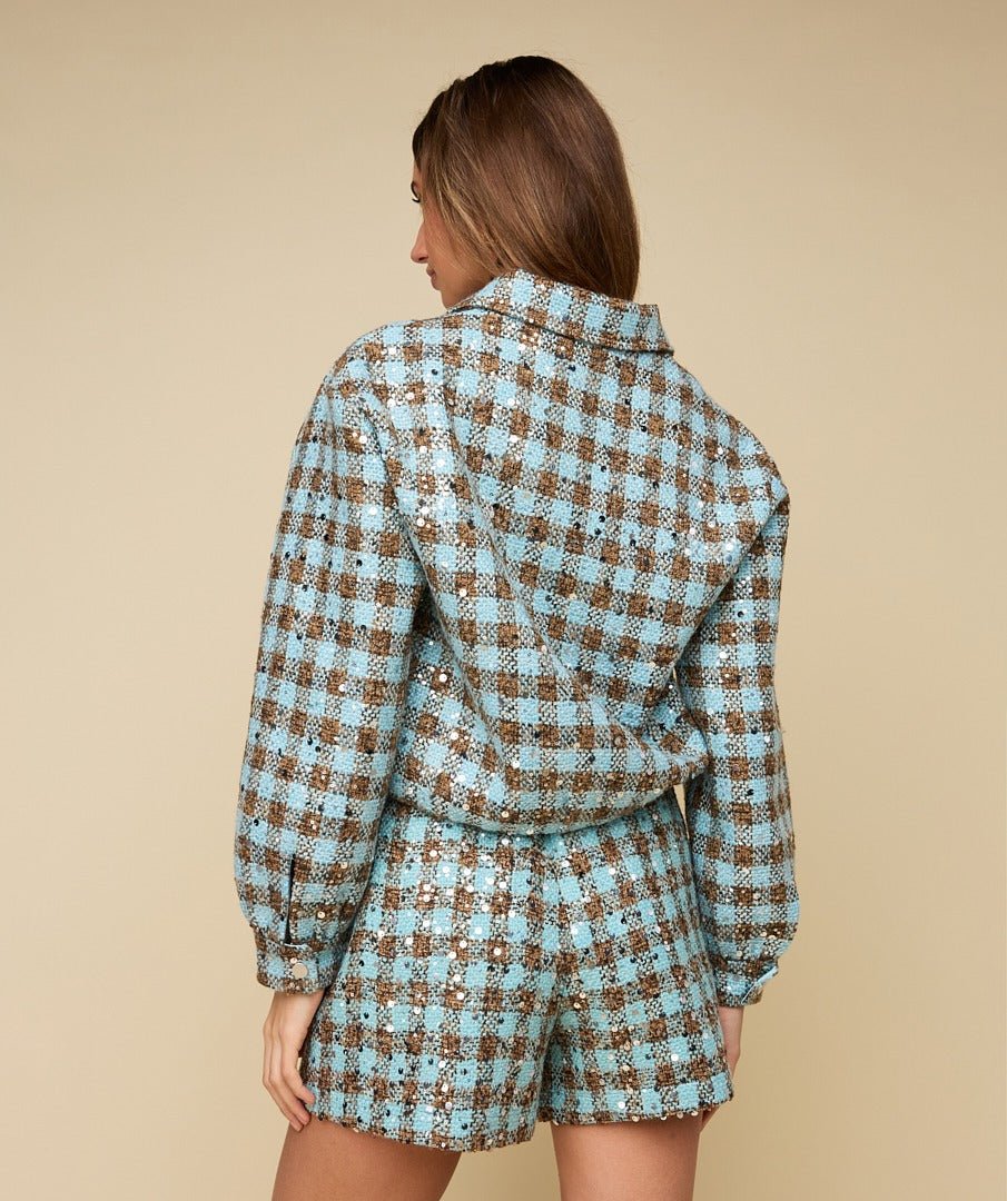 Model in blauw-bruin tweed jasje met pailletten HEYB Club Romee, andere kant | Jo&Co Club