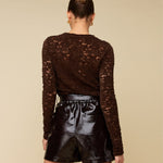 Achterkant of detail bruine kanten top met lange mouwen HEYB Club Velvet Lacey | Jo&Co Club