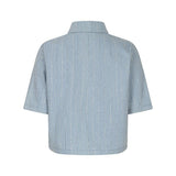 Achteraanzicht van een kortgeknipte blouse met een kraag en korte, wijde mouwen | Lofty Manner Hera | Jo&Co Club
