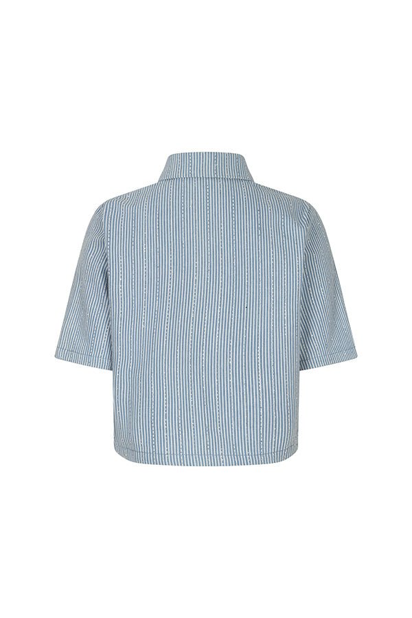 Achteraanzicht van een kortgeknipte blouse met een kraag en korte, wijde mouwen | Lofty Manner Hera | Jo&Co Club