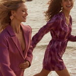 Lofty Manner Dress Alou | Mauve Ombre in Diep mauve-roze, Getailleerd silhouet, licht oversized schouders