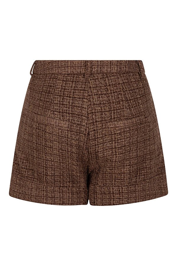 Close up van de achterkant van de aziza short met tweed in een bruine kleur.