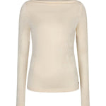Een vrijstaande productfoto van een crèmekleurige, aansluitende top | Lofty Manner Ilen - Draped Neck Basic | Jo&Co Club