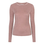 Productfoto lichtroze longsleeve Jessy – aansluitende top met hoge ronde hals, voorkant | Jo&Co Club