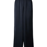 Satijnen wijde broek Y.A.S Pila in navy – elastische tailleband en wijde pijpen, voorkant | Jo&Co Club