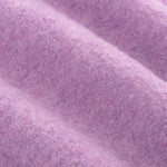Detailopname van de stof van een vest in violet | Ydence Kitty | Jo&Co Club