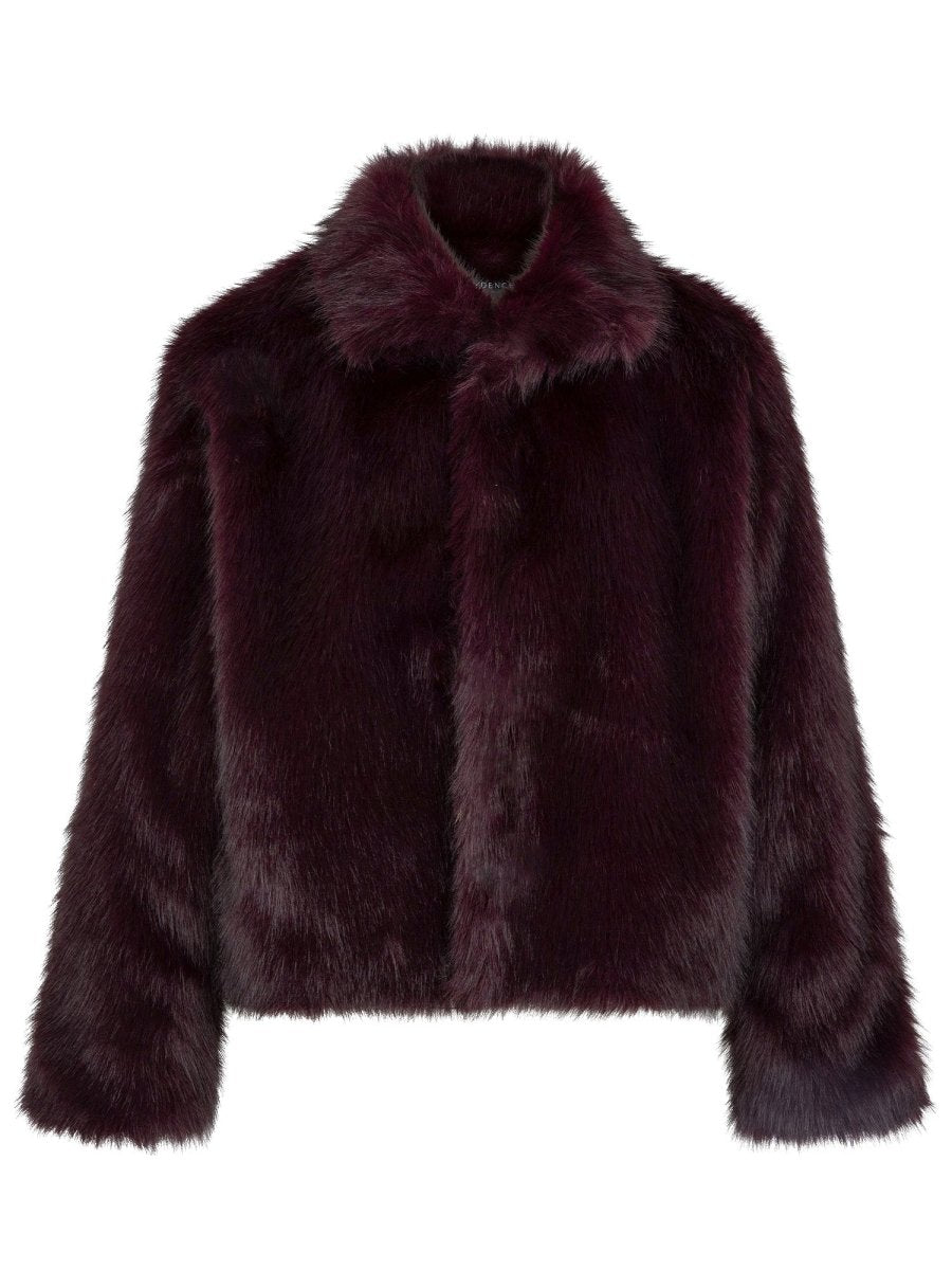 Paarse fake fur jas met kraag Ydence Chrissy – voorkant, andere pose | Jo&Co Club