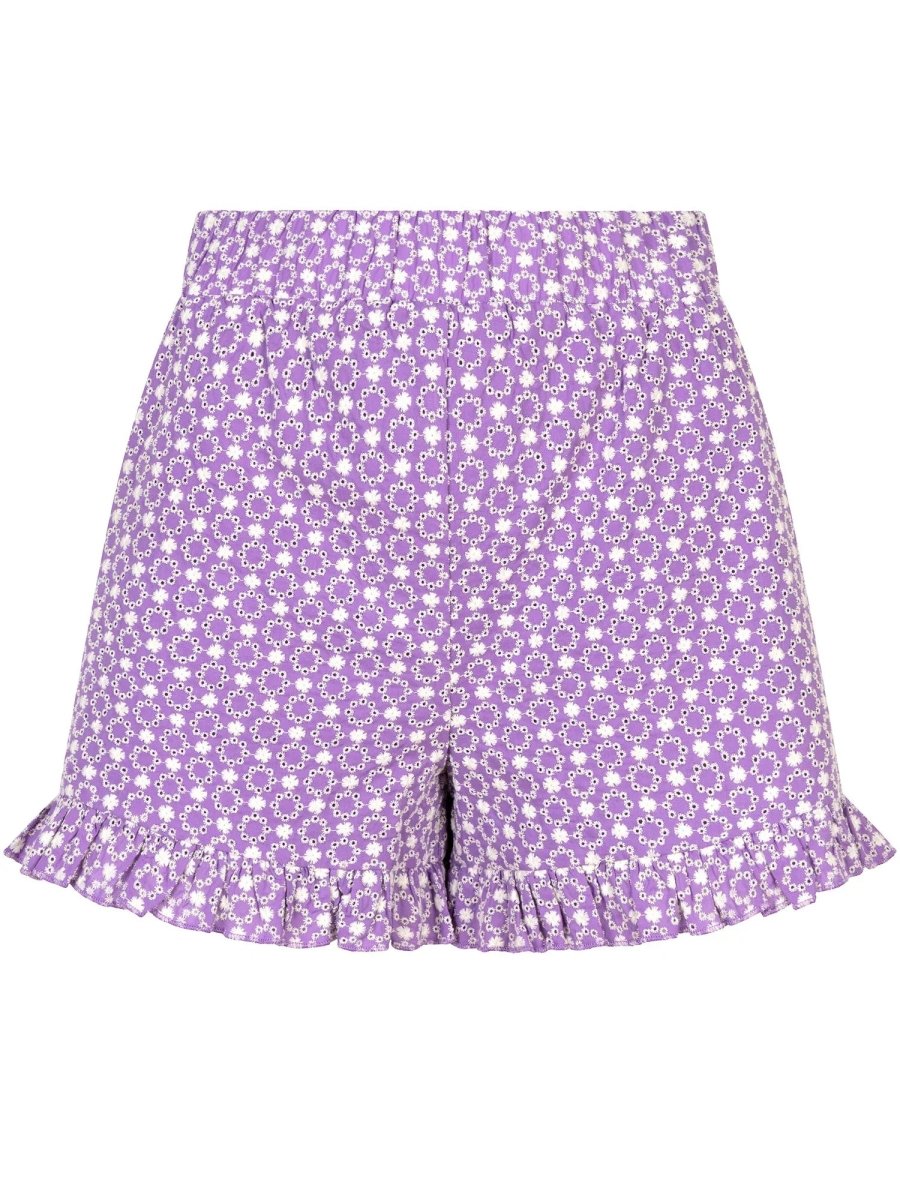 Voorzijde Larissa short van Ydence in lila met broderie bloemenprint en ruches.