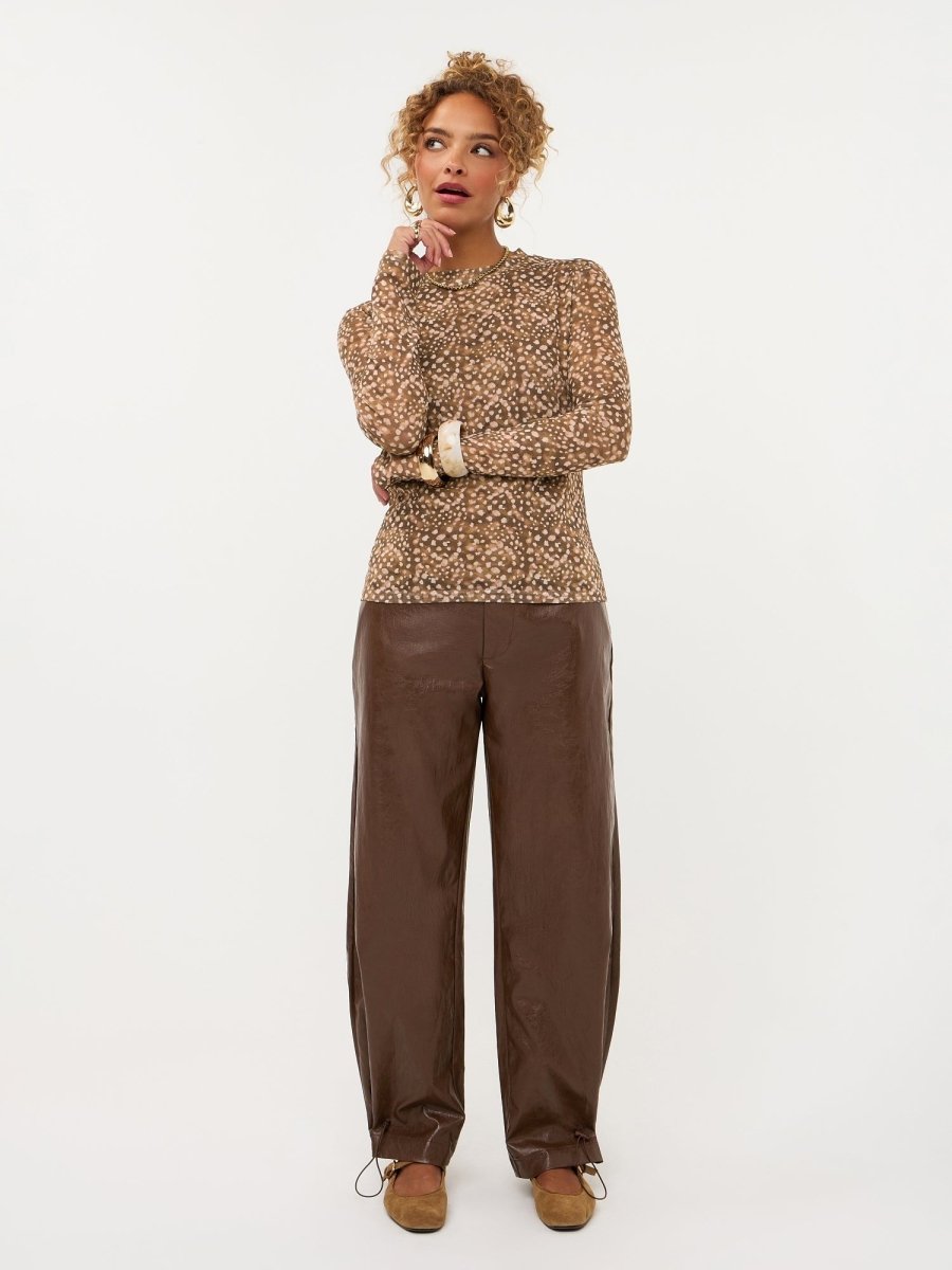 Model in mesh top met bambi print Ydence Willemijn | Jo&Co Club