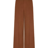 Vrijstaande productfoto van een broek in camel op een witte achtergrond | Ydence Geneve | Jo&Co Club