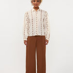 Broek in camel | Ydence Geneve | Jo&Co Club