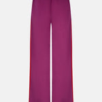 productfoto van de achterkant van de Ydence zizi pants.