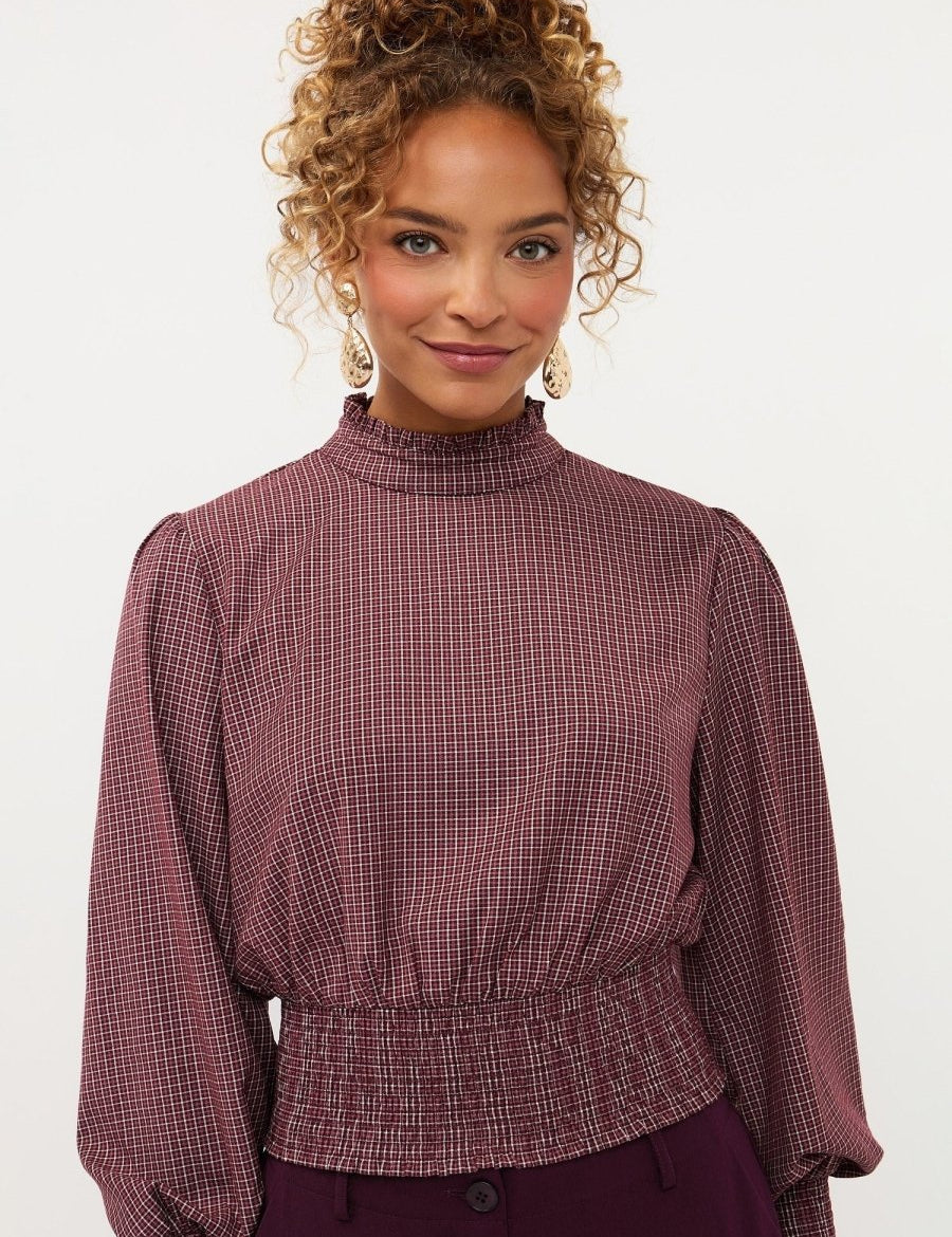 Model in geruite smock top met pofmouwen Ydence Tessa in mauve | Jo&Co Club